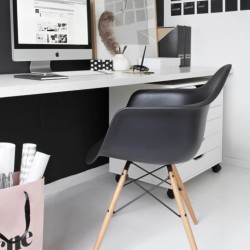 Sillon Replica Eames Con Brazos Negro