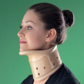Collarin cervical rígido